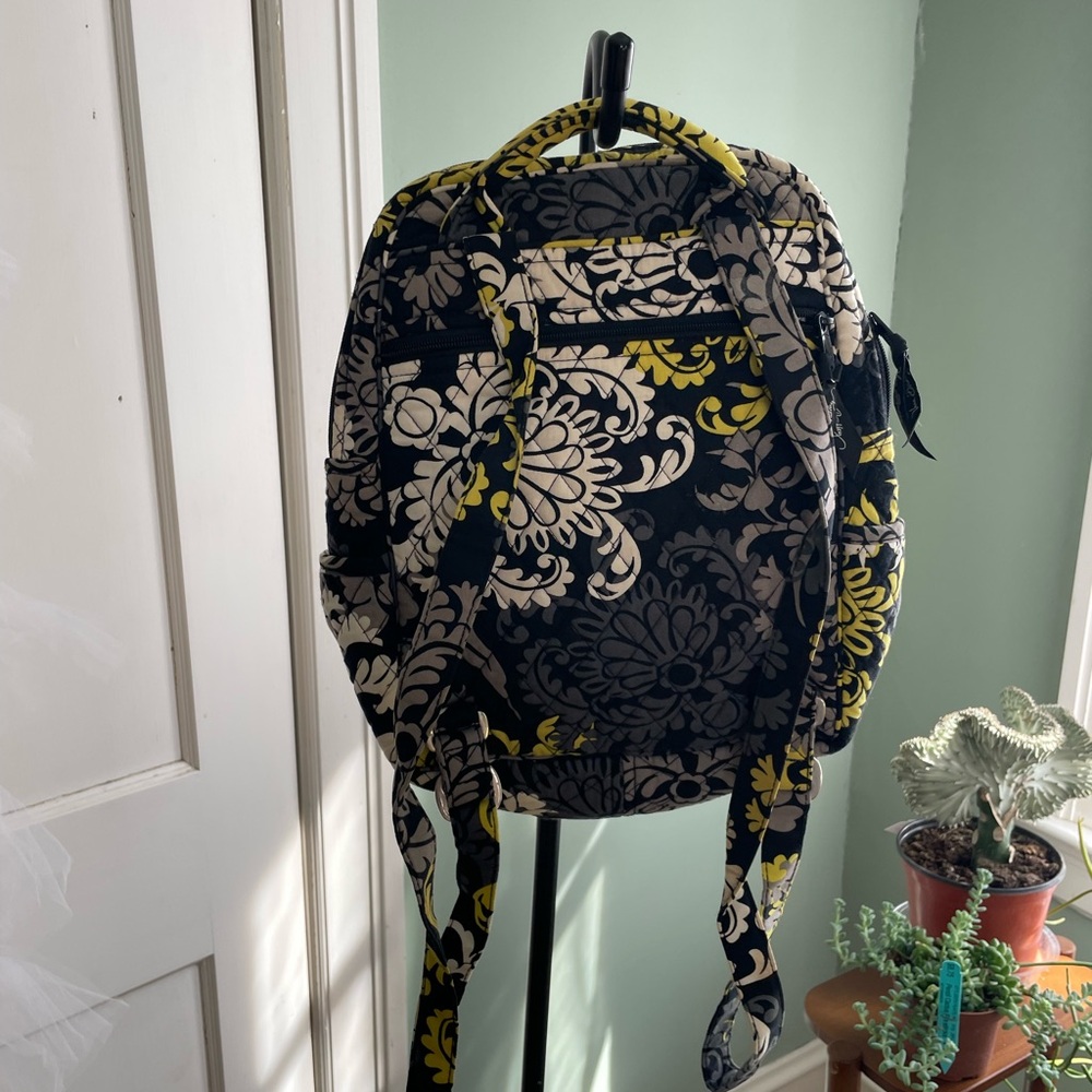 Floral Pattern Backpack - Picture 4 of 6